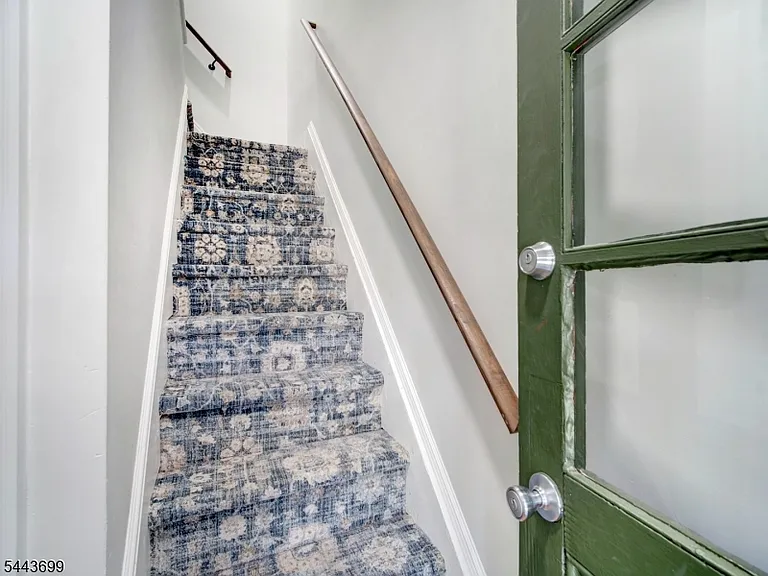 60 Montague Pl #2 — Photo 24