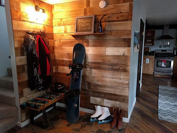 2nd image of 700 College Dr Unit 5