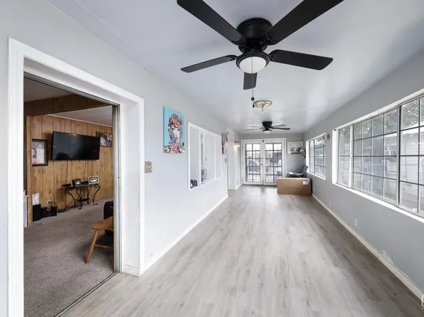 202 Wiseman St, Bakersfield, CA 93307