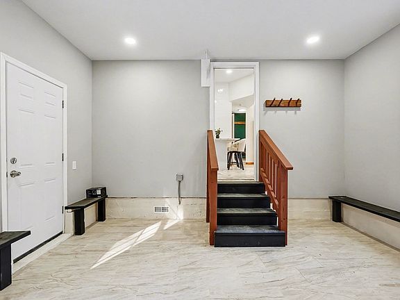 5th image of 151 Fawn Dr