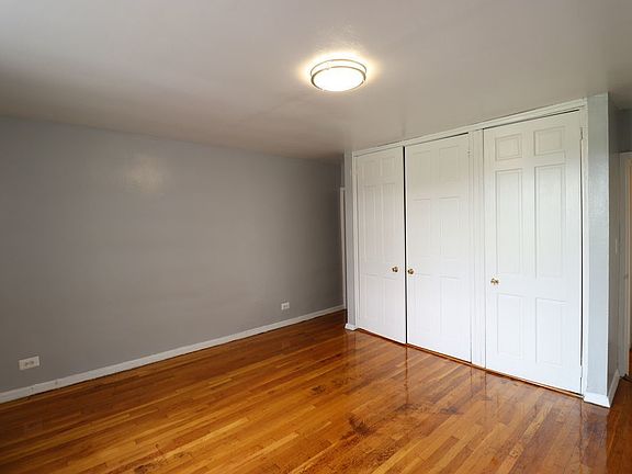 3rd image of 210 W 251st St APT 4E