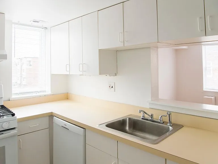 621 S 3rd St #3 — Photo 12
