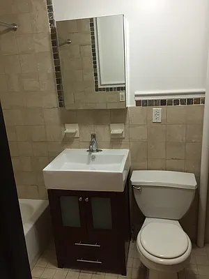 Rented by AD Real Estate Investors | media 32