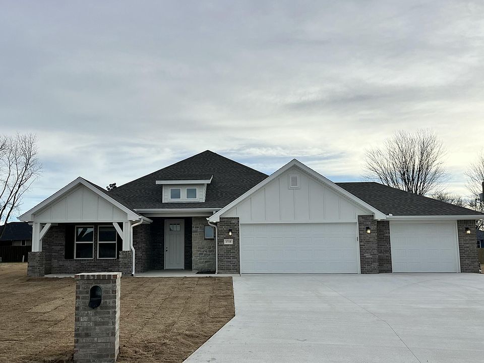 1st image of 1710 Mando Lane