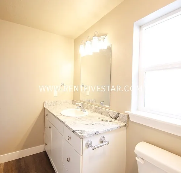 341 La Valle Strada — Photo 12