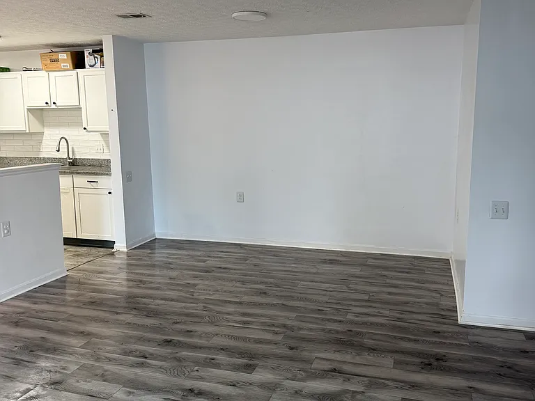 6829 Meadow Creek Dr #103 — Photo 9