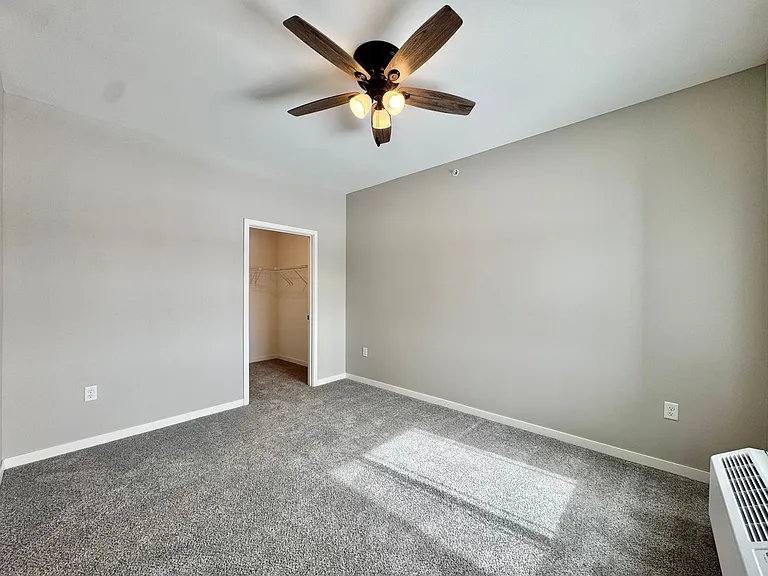 Latitude 45 — Photo 32