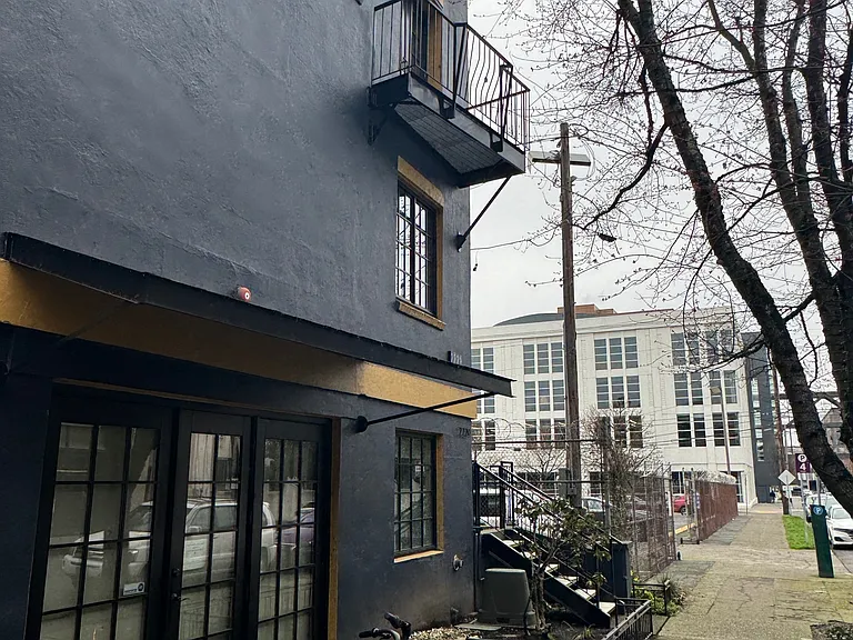 2229 NW Savier St #5 — Photo 21