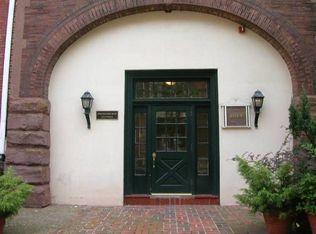 1010 Spruce St APT 1C, Philadelphia, PA 19107