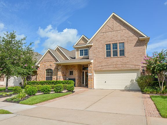 2nd image of 7103 Brewster Ln