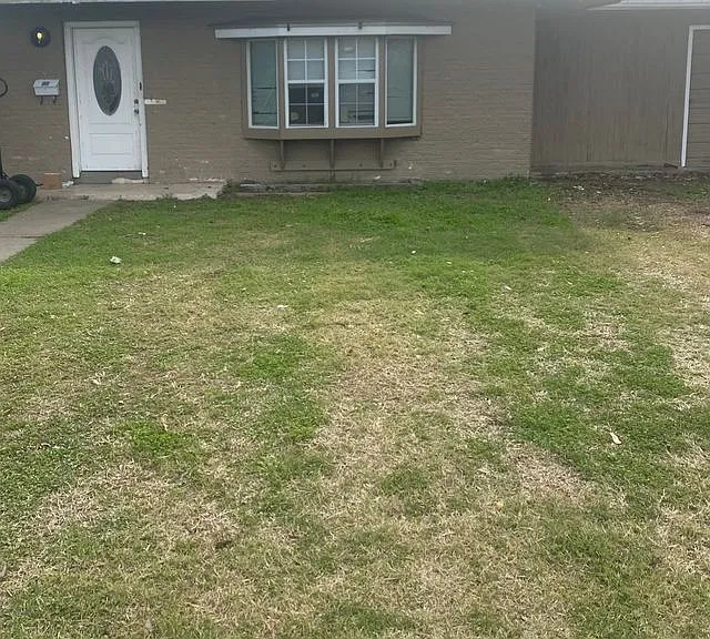 3421 Harold Dr — Photo 1