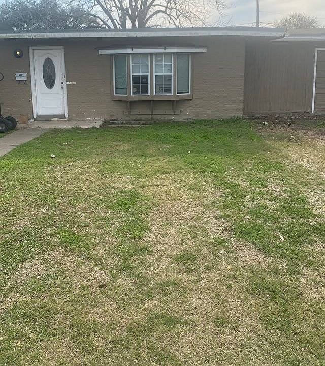 1st image of 3421 Harold Dr