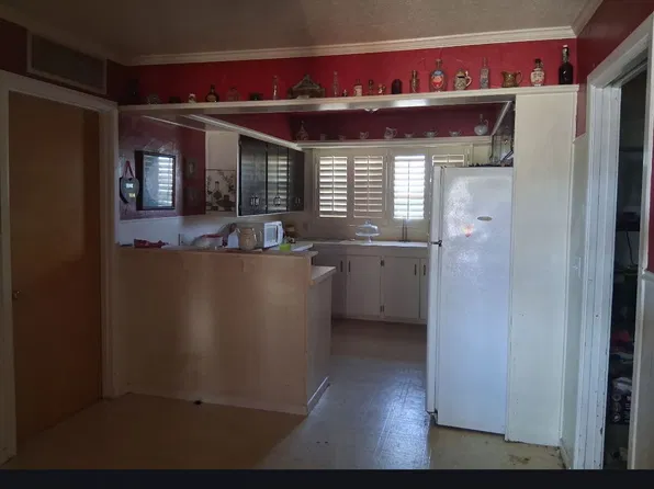 1421 Watts Ave, Ralls, TX 79357