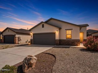 4242 Desert Lily Dr, Las Cruces, NM 88007
