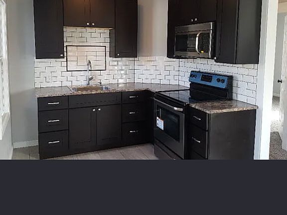 4th image of 445 12th St