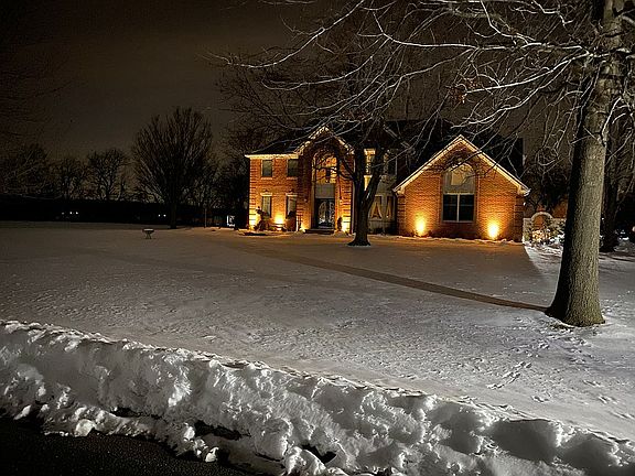 2nd image of 5 Crest Circle Dr