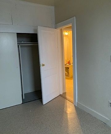 4th image of 195-15 Linden Blvd