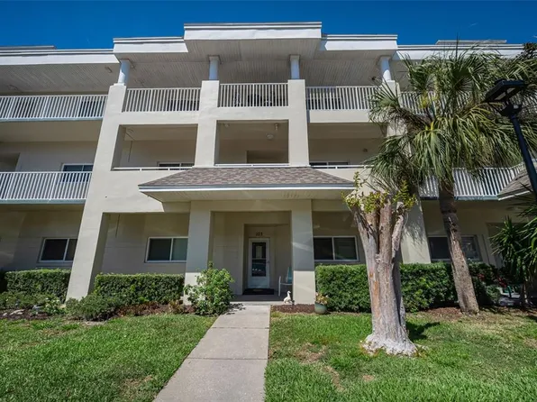 2210 Utopian Dr E APT 203, Clearwater, FL 33763