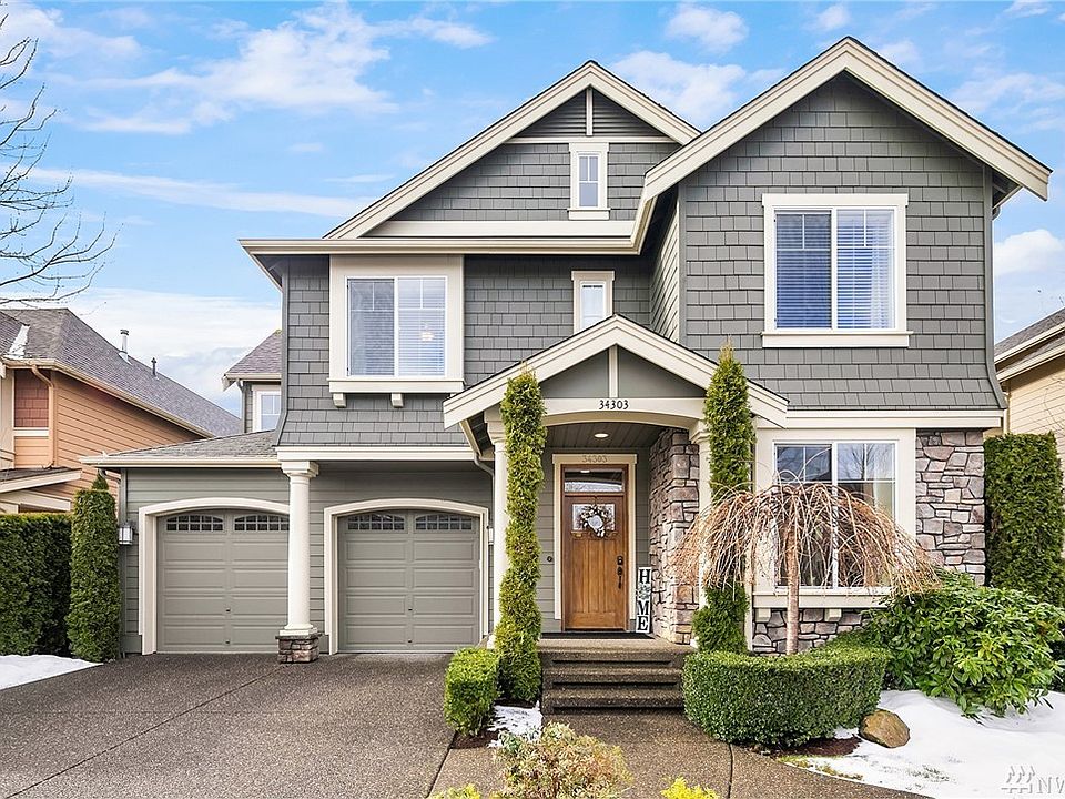 Formal Murray Franklyn model home. Absolutely stunning!