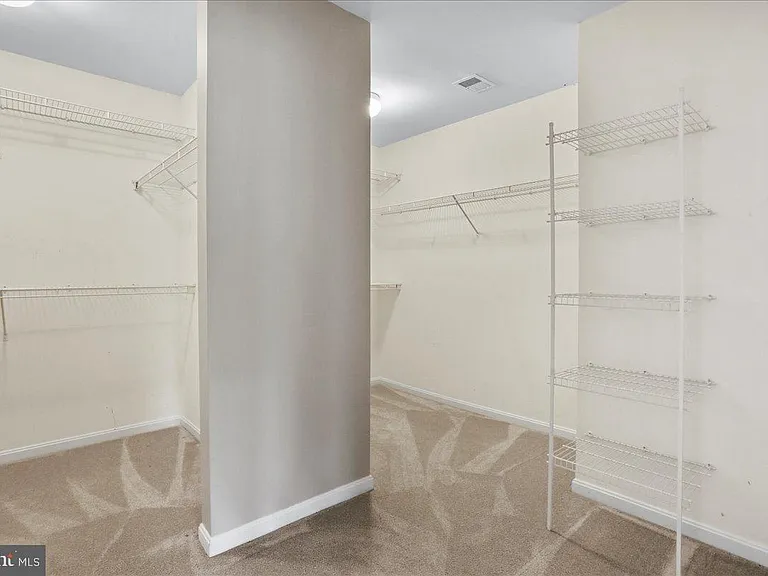 319 Morlyn Dr — Photo 41