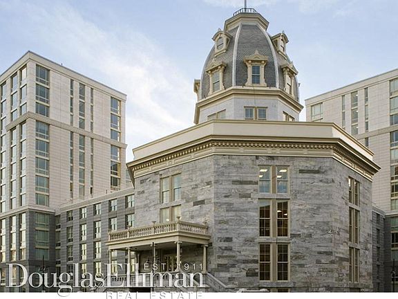 2nd image of 888 Main St APT 502