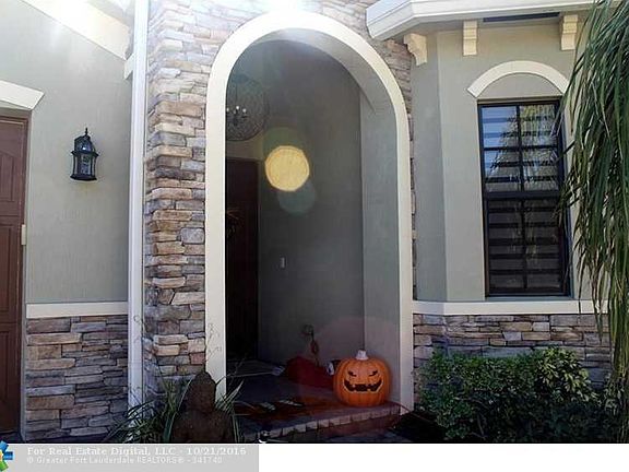 3rd image of 7554 NW 113th Ave