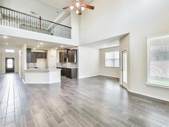 5th image of 18503 Gardens End Ln