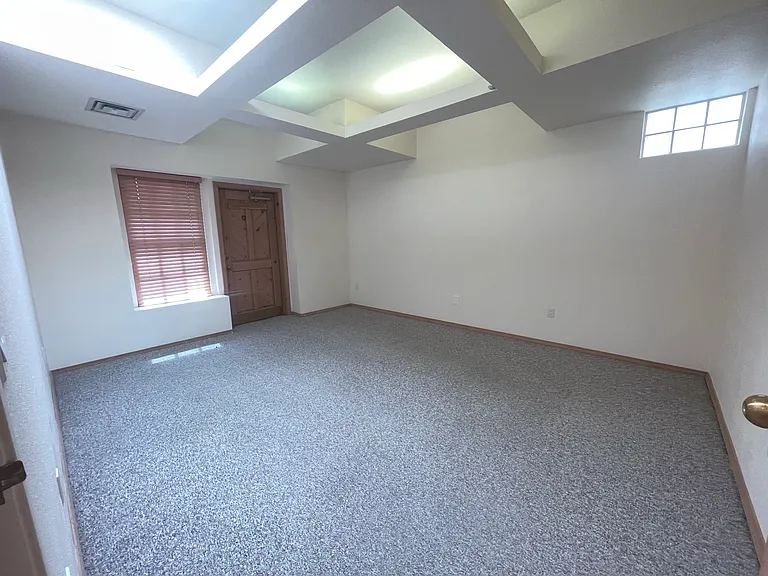 1709 Girard Blvd NE #1 — Photo 13