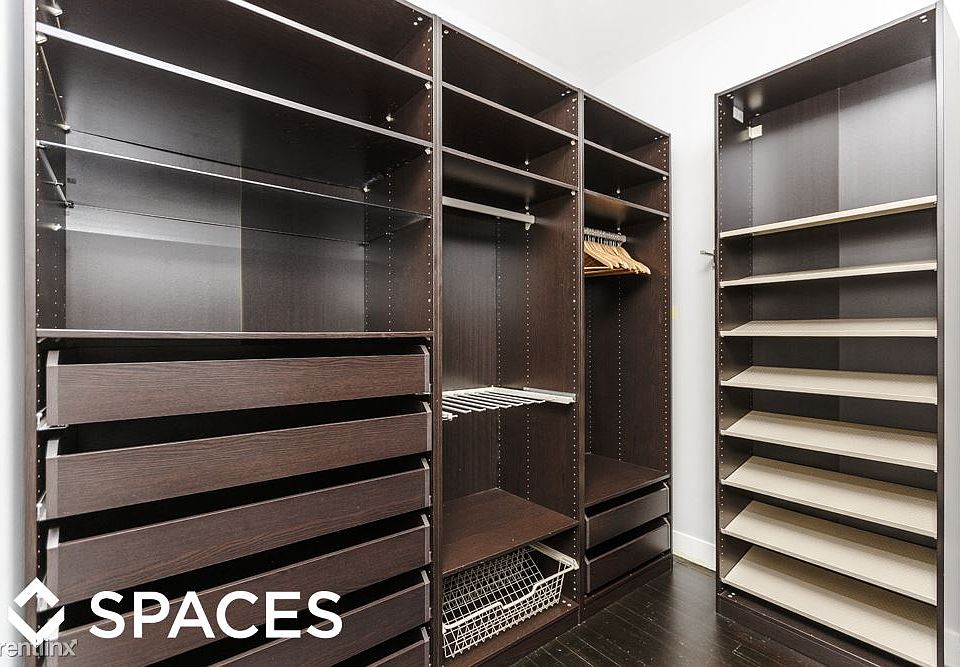 1st image of 2957 N California Ave #Unt2n