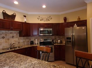 813 SW Rocky Byu, Port Saint Lucie, FL 34986
