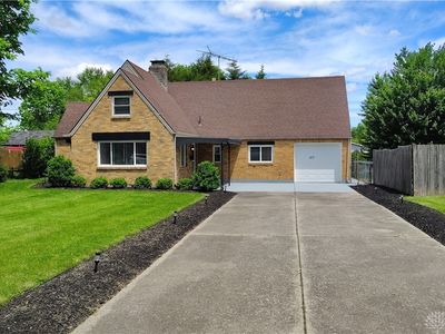 413 W Lake Ave, New Carlisle, OH, 45344