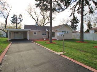 622 Washington Park, Waukegan, IL 60085