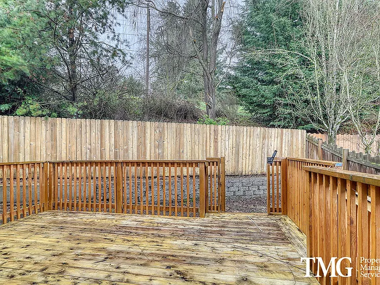 3708 NE 98th St — Photo 36