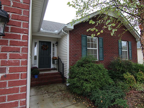 2nd image of 2952 Waywood Dr