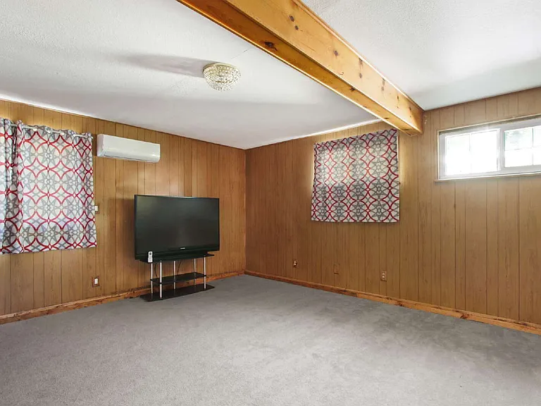 1945 Lehigh Dr — Photo 25