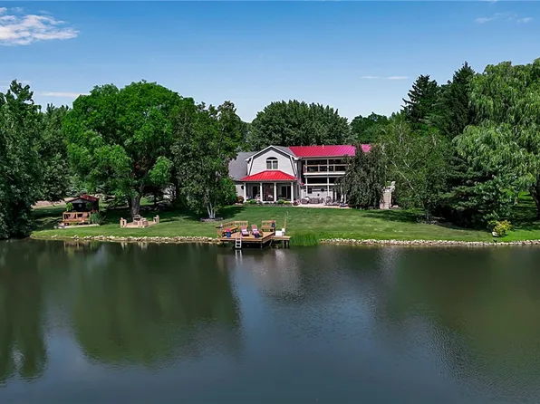 106 N Shore Dr, Alden, NY 14004