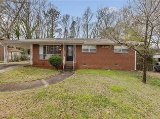 1240 Stoneham Ct, Atlanta, GA 30349