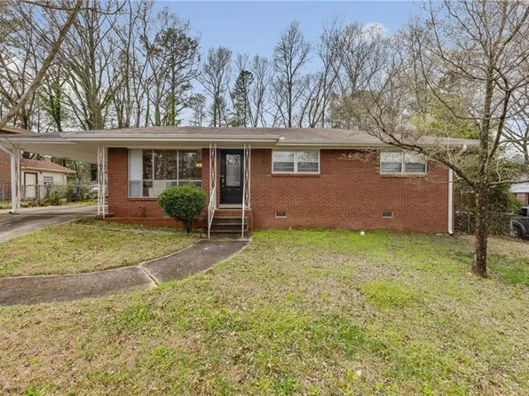 1240 Stoneham Ct, Atlanta, GA 30349