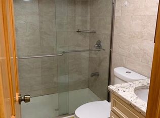 645 Clintonville St, Whitestone, NY 11357