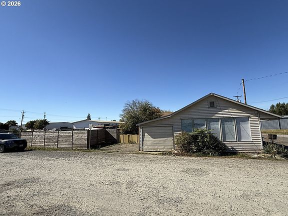 2nd image of 108 Ross St