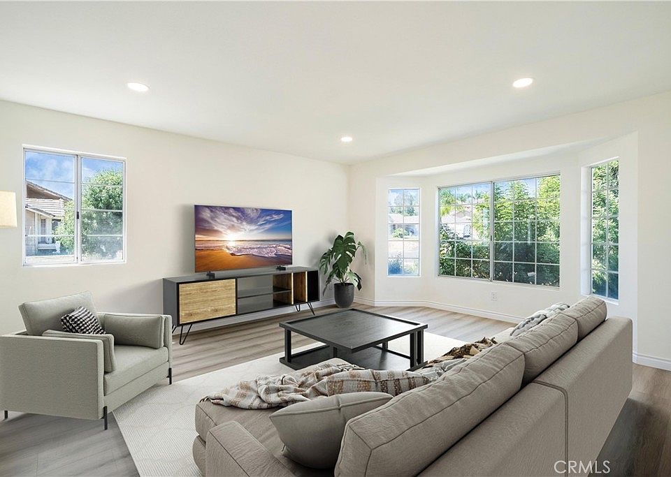 1st image of 27905 Morrey Ln