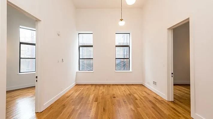 Rented by Nooklyn NYC LLC | media 43