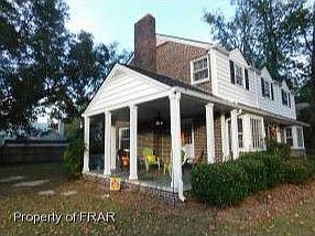 3rd image of 207 E 17th St