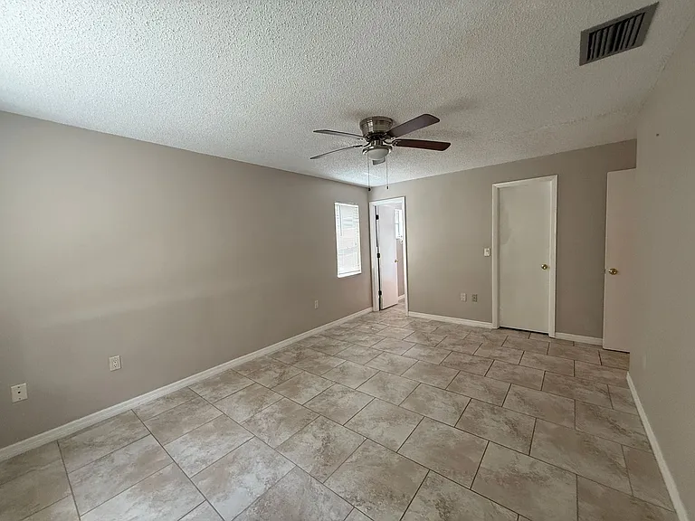 7733 Atherton Ave — Photo 13