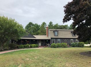 1021 Walnut Plain Rd, Rochester, MA 02770