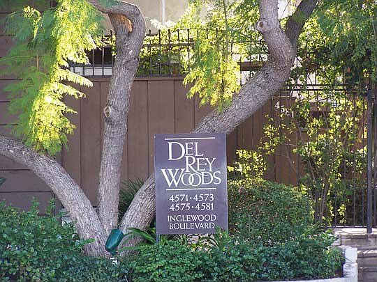 1st image of 4571 Inglewood Blvd APT 4