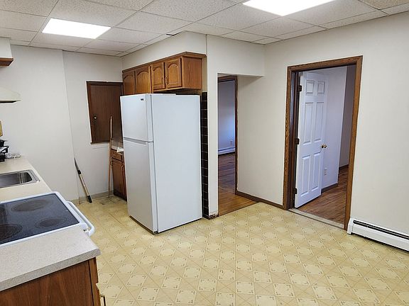 Large Eat In Kitchen