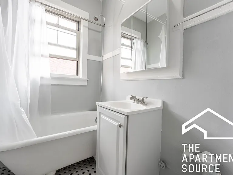 3267 W Wrightwood Ave #3Y — Photo 7