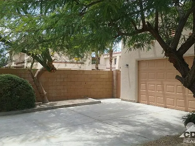 28160 Landau Blvd #C — Photo 2