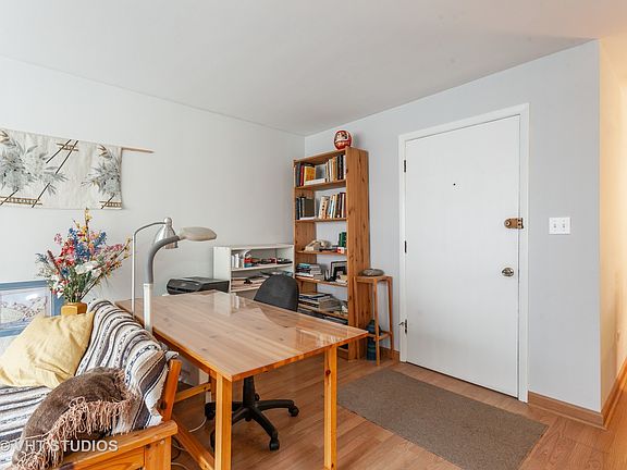 5th image of 135 S Kenilworth Ave APT 7